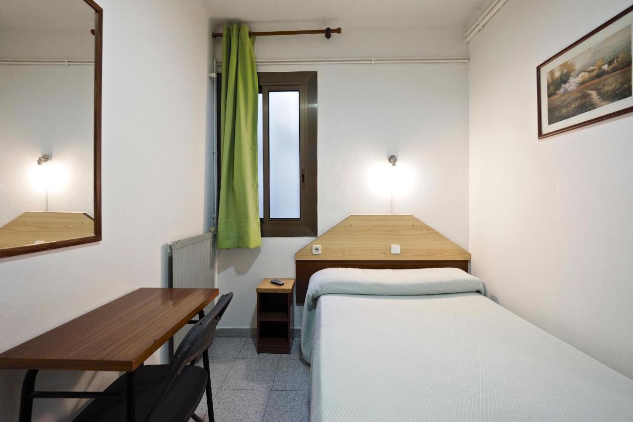 Hostal Ballestero Barcelona Zewnętrze zdjęcie