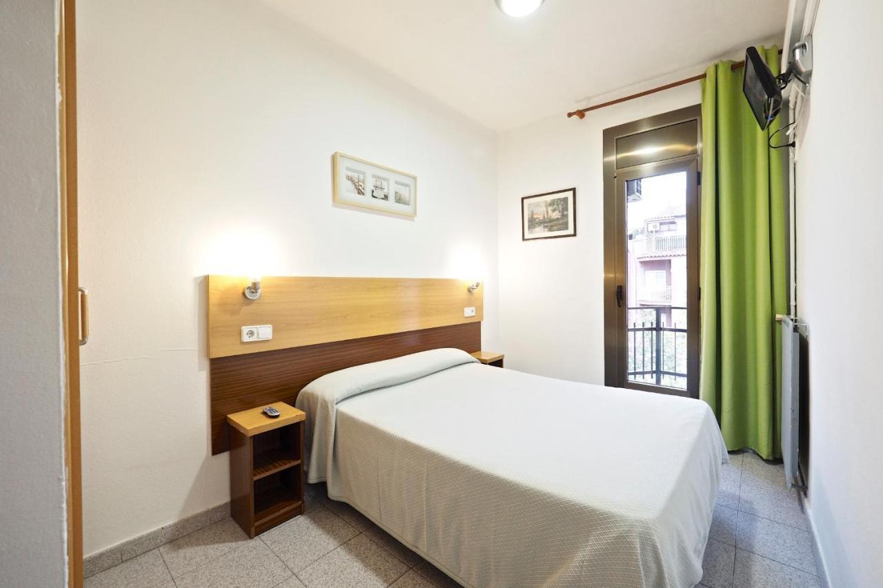 Hostal Ballestero Barcelona Zewnętrze zdjęcie