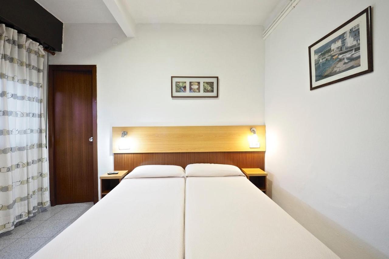 Hostal Ballestero Barcelona Zewnętrze zdjęcie