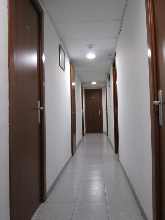Hostal Ballestero Barcelona Zewnętrze zdjęcie